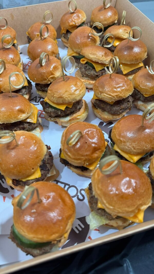 Beef Burger - Large tray (24 pieces)